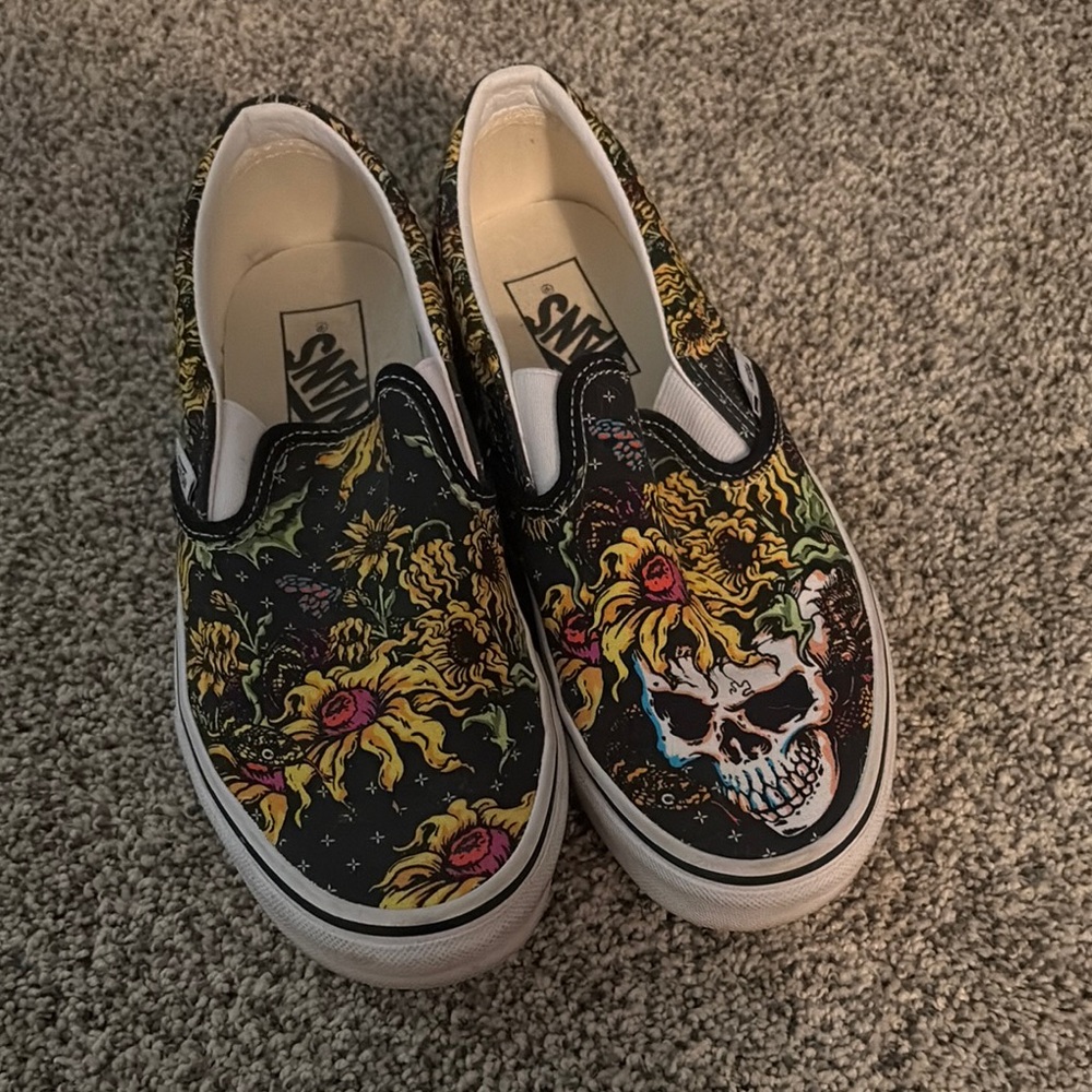 Vans Slip-On Skull Floral Sneakers